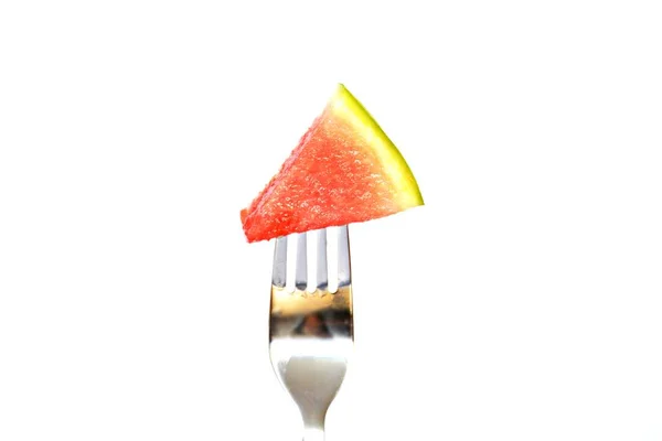 Stück Wassermelone Auf Einer Gabel — Stockfoto