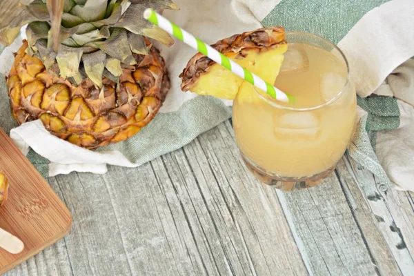 Summer Drink Made Out Pineapple — Stock Photo, Image