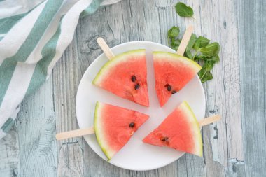 Karpuz dilimi açılır 