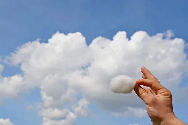 Holding a piece of cloud in your hand