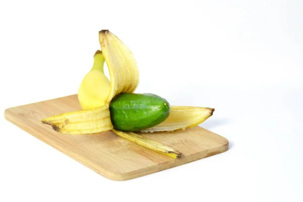 바나나 껍질에 — 스톡 사진