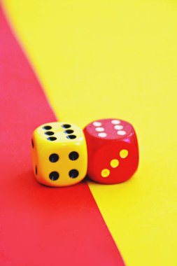  kontrastlar, renkler ve zarlar ile kavram