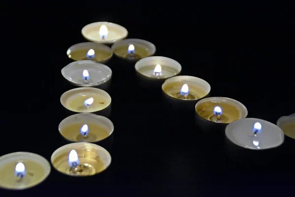 Conceito Com Luz Quente Das Velas Escuro Como Esperança Para — Fotografia de Stock