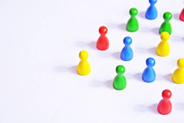 Oyun figürleri bir takım için bir sembol olarak bir daire oluşturur