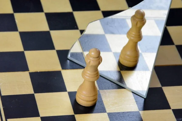 Chess Piece Stands Front Mirror Sees Itself Another Body Another — Stock Photo, Image