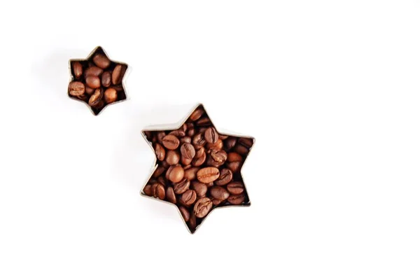 Een Cookie Cutter Voor Cookies Gevuld Met Koffiebonen Voor Een — Stockfoto