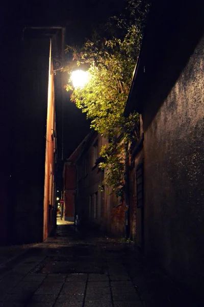 Verregnete Straße Der Nacht — Stockfoto