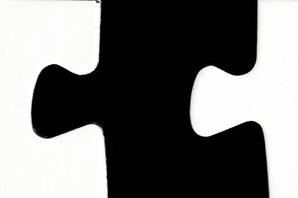 Pièces Puzzle Blanc Sur Fond Noir Avec Une Certaine Distance — Photo