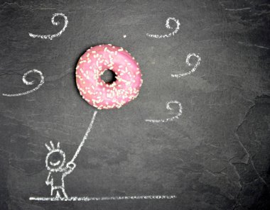 pasta ile tahta üzerinde tebeşir çizmek closeup görünümü