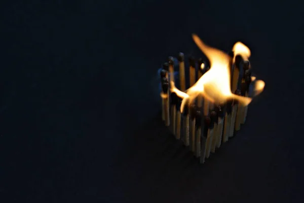 Matches Stick Dark Area Have Shape Heart Burn Bright Flame — Stock Photo, Image