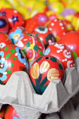 renkli doğu yumurtalarının yakın çekim görünümü