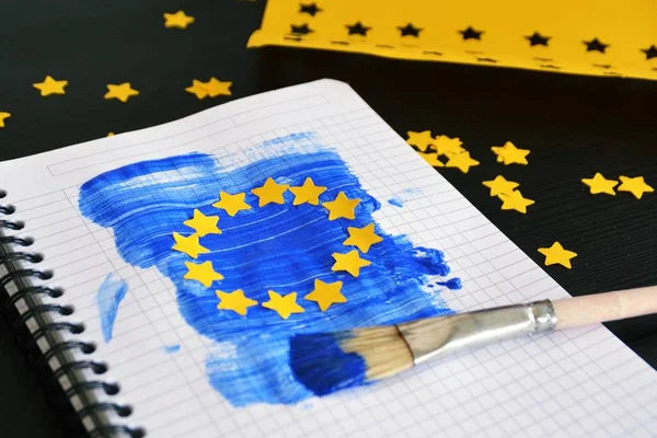 Brush Blue Paint Well Punched Out Yellow Paper Stars Flag — Stock Photo, Image