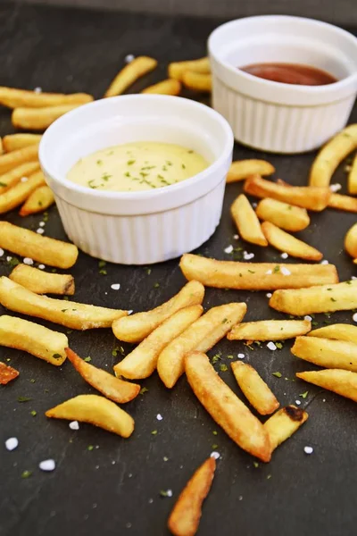 Fresh Potato Fries Golden Yellow Fried Bowl Full Ketchup Dark — Stock Photo, Image