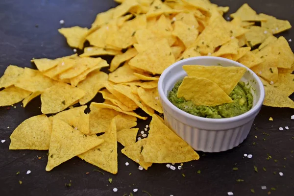 Välsmakande Och Färskt Salt Snack Färsk Guacamole — Stockfoto