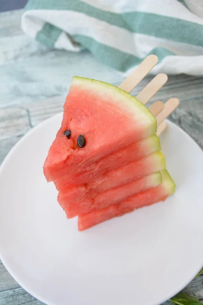 Paletas Sandía Sobre Fondo Madera —  Fotos de Stock