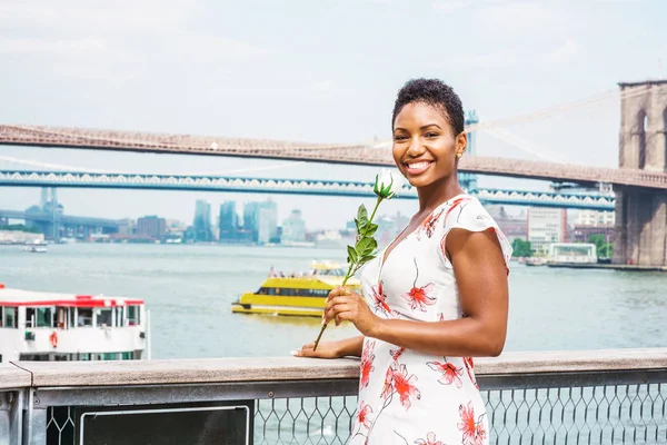 New York Hoş Geldiniz Gülümseyen Genç Güzel Afrikalı Amerikalı Beyaz — Stok fotoğraf