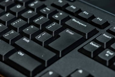 Yakın çekim fotoğraf. Siyah bilgisayar klavye.