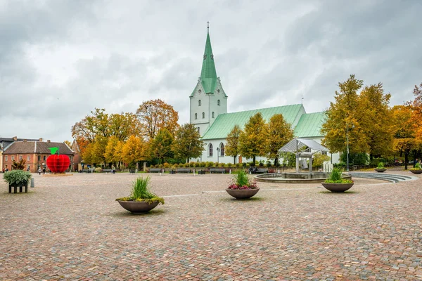 Dobele Letland Herfst Landschap Met Kerk Het Oude Marktplein Met — Stockfoto