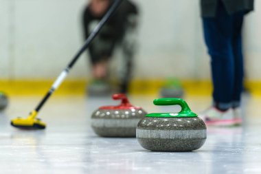 Curling oyun durumunu yakından.