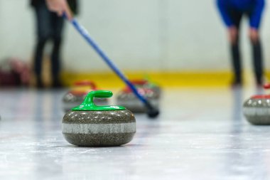 Curling oyun durumunu yakından.