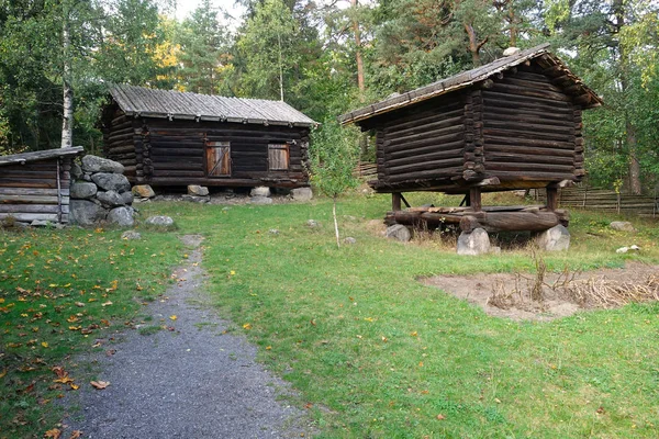 Podzimní Krajina Švédské Krajiny Loukami Starobylých Budov — Stock fotografie