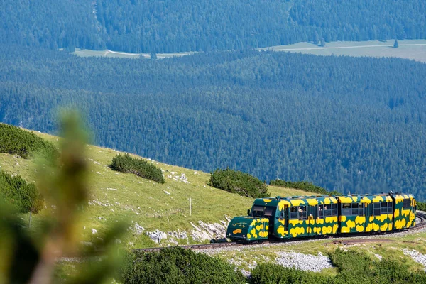 Puchberg Austria Agosto 2018 Ferrovia Cremagliera Denominata Salamander Sulla Strada — Foto Stock