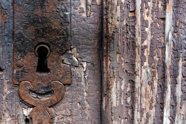 Замочная Скважина Старинных Дверях Поврежденным Цветом — стоковое фото