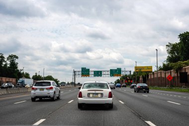Atlantic City, New Jersey - 18 Haziran 2019: Atlantic City'ye çok şeritli otoyol.