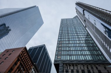 New York, ABD Financial District gökdelenlerin düşük açı görünümü - Resim