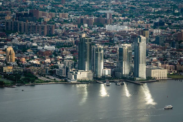 New york, usa - 6. Juni 2019: new york city. wunderbare Panorama-Luftaufnahme von manhattan Midtown Wolkenkratzern - Bild — Stockfoto