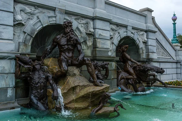 Суд Нептуна возле Сената в Вашингтоне, округ Колумбия — стоковое фото
