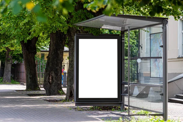 Banner Publicitário Branco Vazio Uma Parada Transporte Público Ônibus Carrinho — Fotografia de Stock