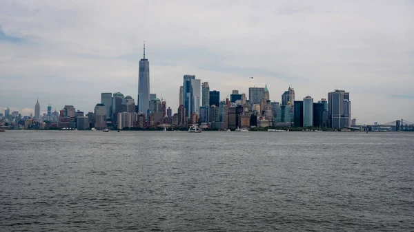 Skyline Edifícios Escritórios Modernos Midtown Manhattan Visto Outro Lado Rio — Fotografia de Stock