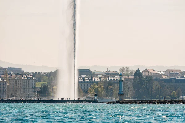 Genebra Suíça Abril 2019 Lago Genebra Com Seu Jet Eau — Fotografia de Stock