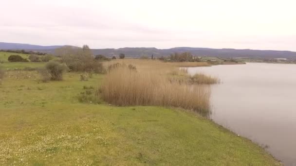 Coghinas lago italia vista desde el dron — Vídeo de stock