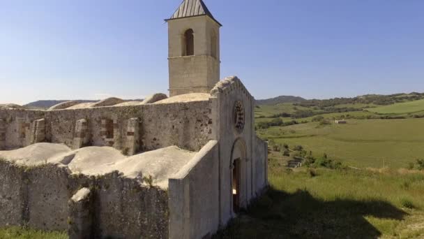 Katedral kalıntılarının havadan görünümü — Stok video