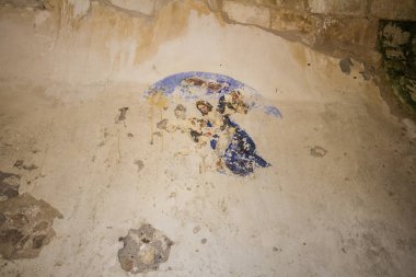 Sardunya martis bir katedralin harabe