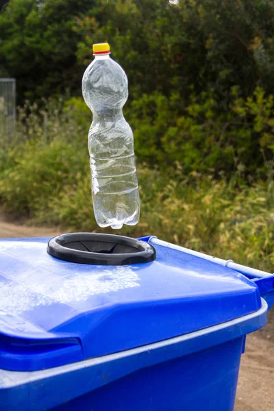 Recogida Separada Botella Plástico — Foto de Stock