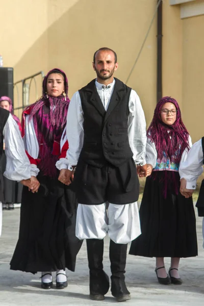 Sardinsk Grupp Dans Med Typiska Kläder Och Folklore — Stockfoto