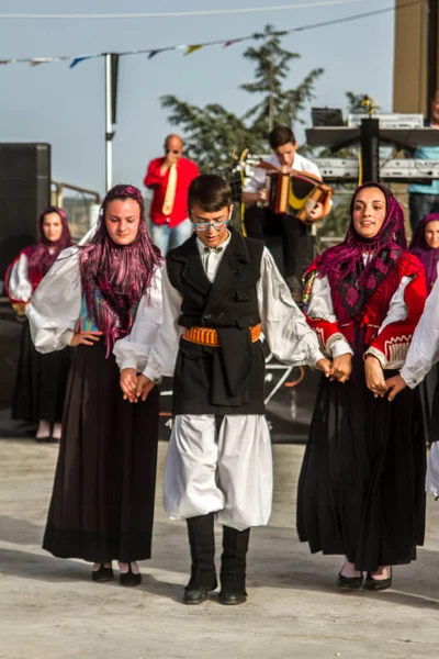 Dança Grupo Sardenha Com Roupas Típicas Folclore — Fotografia de Stock