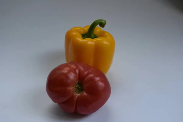 Żółta Papryka Pomidor Czerwony — Zdjęcie stockowe