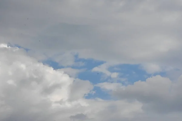 Langit Biru Dan Awan Putih — Stok Foto