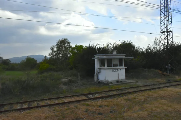 Small Post Railway Green Trees Background — Photo