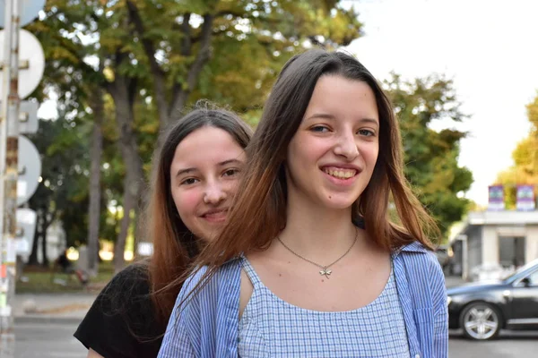 Belo Retrato Duas Meninas — Fotografia de Stock