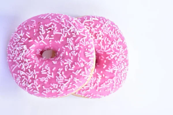 Donuts Com Esmalte Rosa Perto — Fotografia de Stock