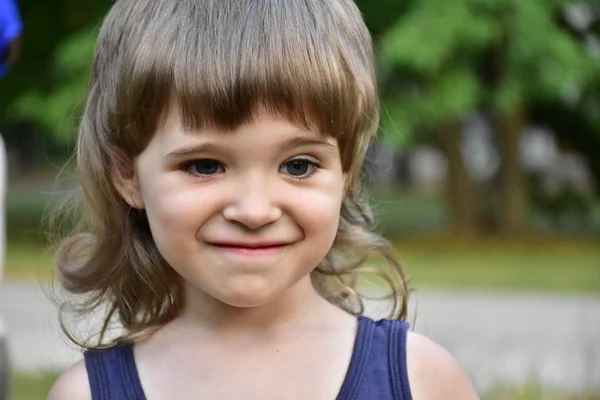 Vackert Porträtt Ett Barn Närbild — Stockfoto