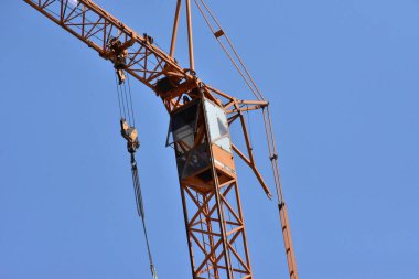 İnşa, inşa ve inşaat vinci