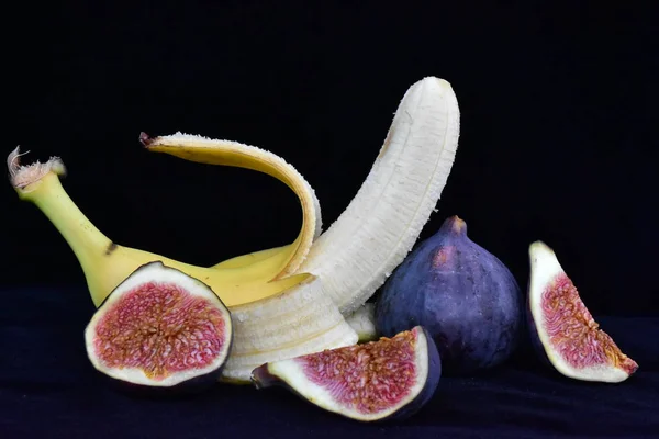 Banana Figos Perto — Fotografia de Stock