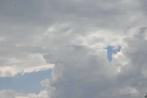 青空と白い雲 — ストック写真