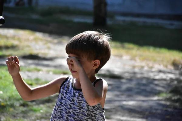 Bambino Sta Piangendo — Foto Stock